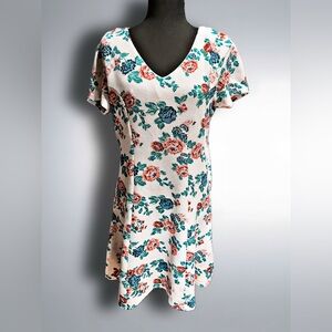 No Boundaries Floral Lace Back Dress XL